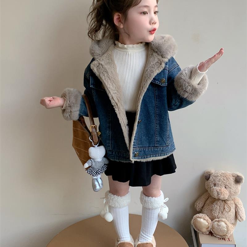女童加绒牛仔外套秋冬2025新款儿童加厚冬装女宝宝冬季卡通派克服