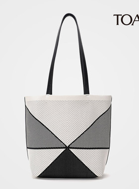 真皮提手款拼色飞织子母包