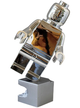 一方创意银色笑脸机器人积木卡通摆z件样板间样品屋展示中心儿童