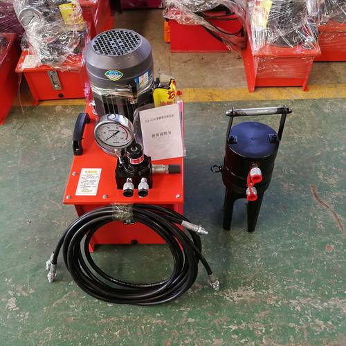 盖世直螺纹套管连接机 48单双道模具钢筋冷挤压机 32机械式液压钳