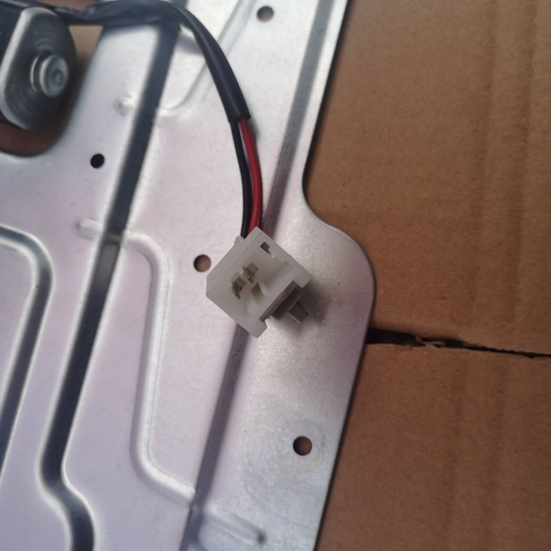 东风天龙旗舰KX560 520H车门玻璃升降器带电机总成