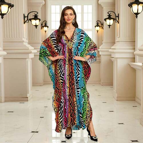 【Plus Size】 Colorful Butterfly Print Batwing Sleeve Cover