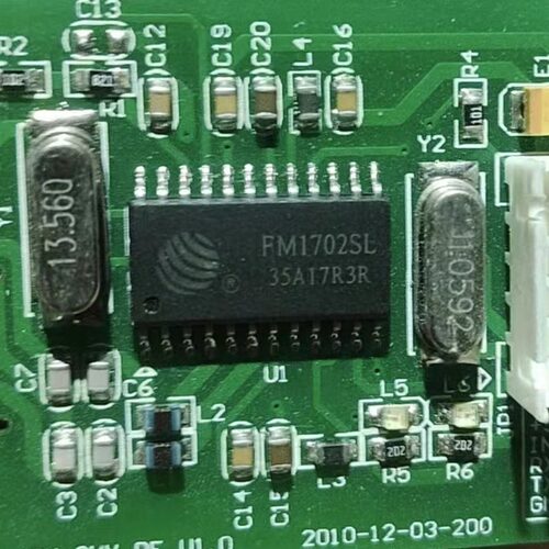 FM1702SL  FM1702S 无线接口芯片 贴片SOP-24