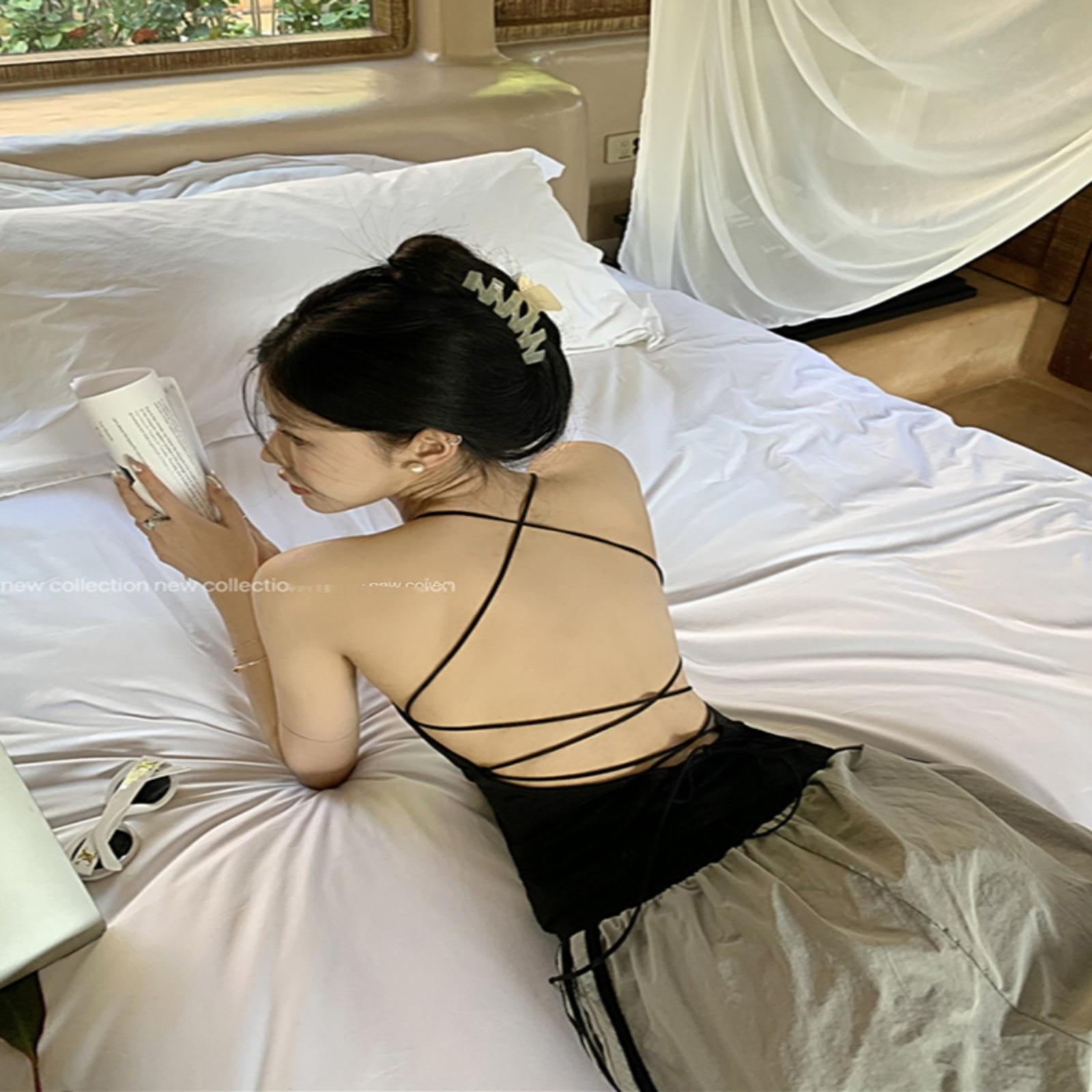 辣妹挂脖吊带背心女夏季绿色露背绑带修身别致短款上衣性感露背