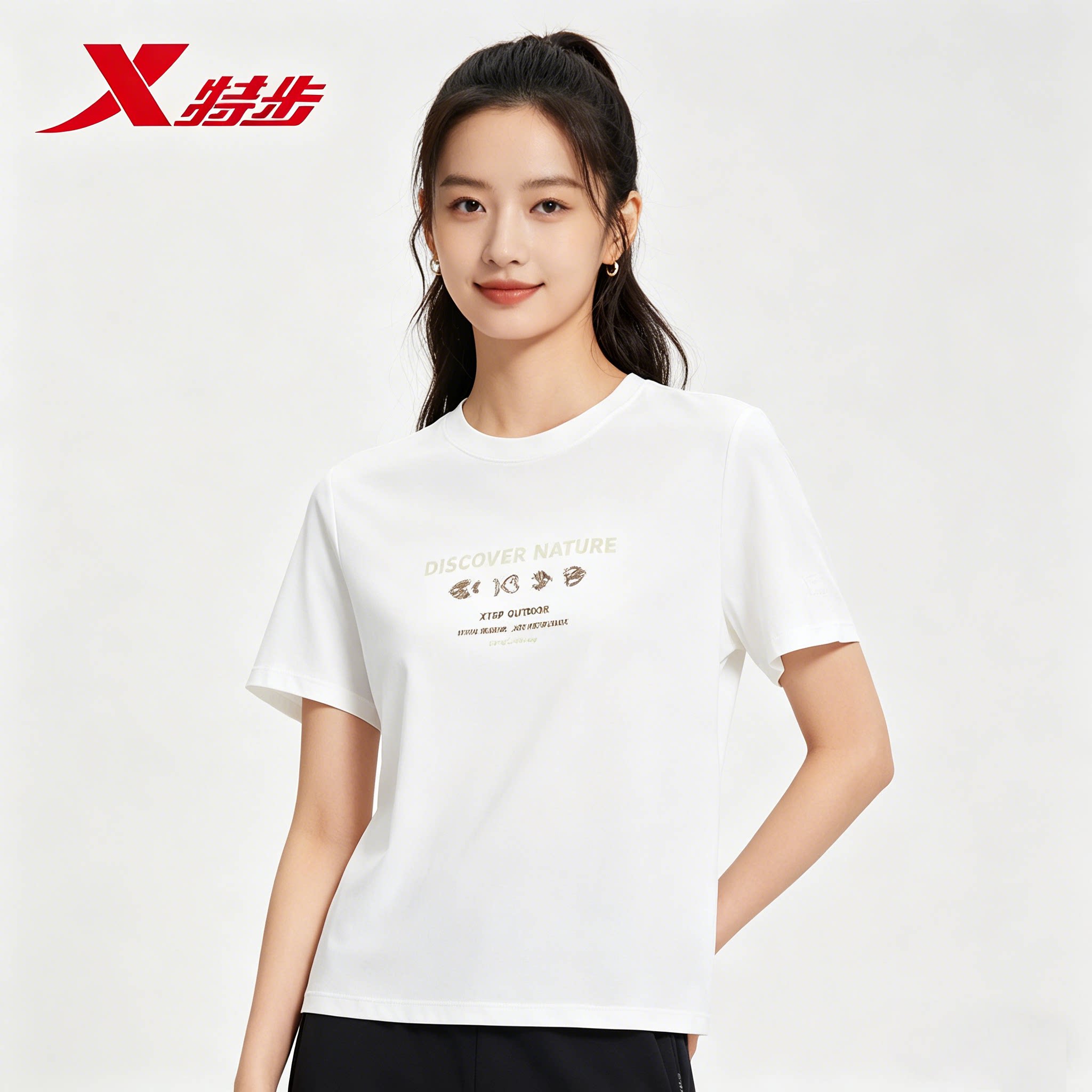 特步圆领T恤女款2026夏季运动图片
