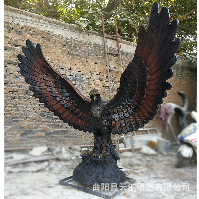 玻璃钢雄鹰大型仿真老鹰动物雕塑仿铜铸铜园林城市酒店美陈摆件品