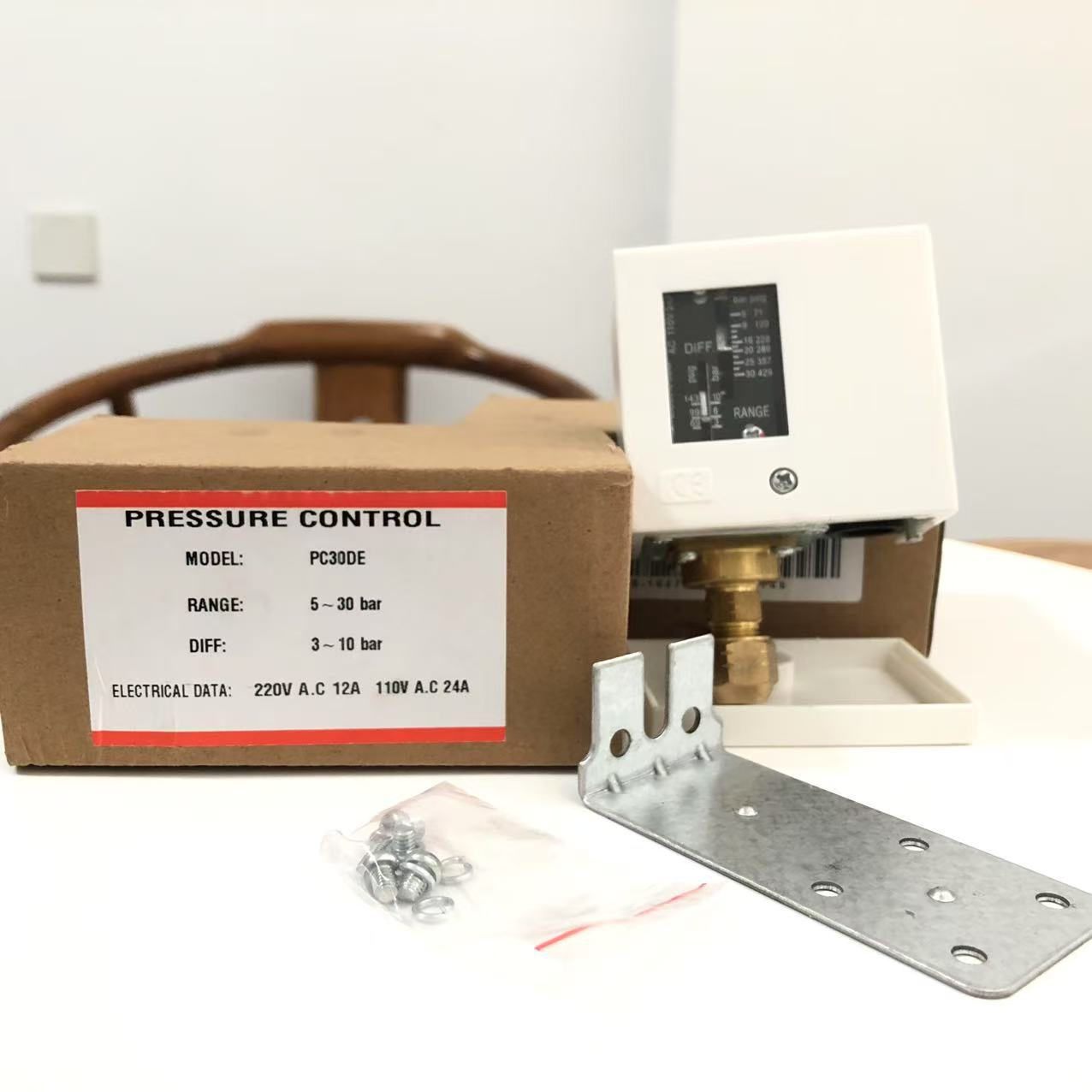 压力开关螺杆空压机锅炉水泵风机制冷压力控制器开关PC30DE