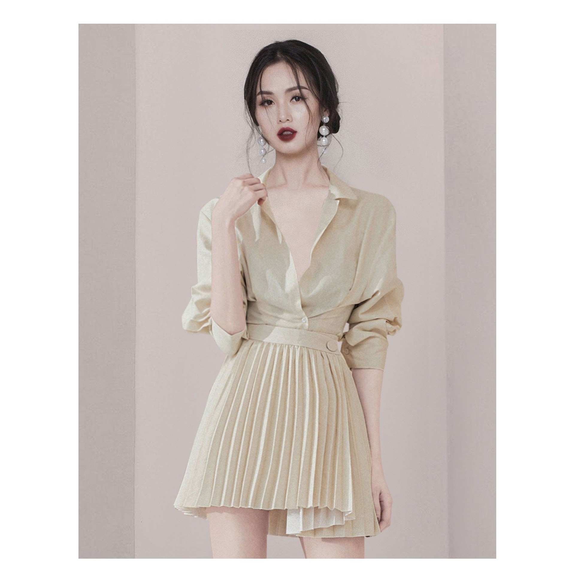 2024春季新款小心机设计感杏色长袖衬衫百褶半身裙约会搭配套装女,女装/女士精品,大码套装,淘宝优惠券,粉丝福利购,淘宝优惠卷