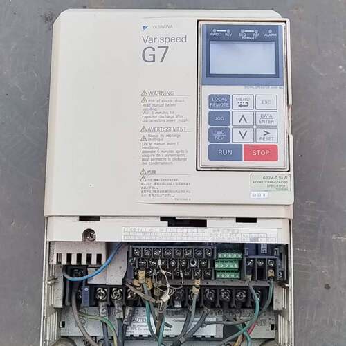 可维修CIMR G7A47P5，，，安川变频器实物拍摄下来少盖