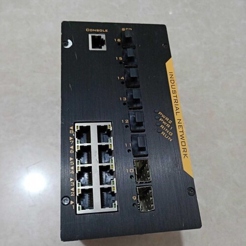 议价议价INDUSTRIAL NETWORK交换机 GOE210-4G-5GXS 原装拆机实图