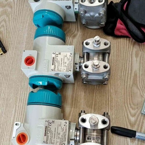 议价询价再拍 西门子变送器全新未使用没包装,3台,型号如图