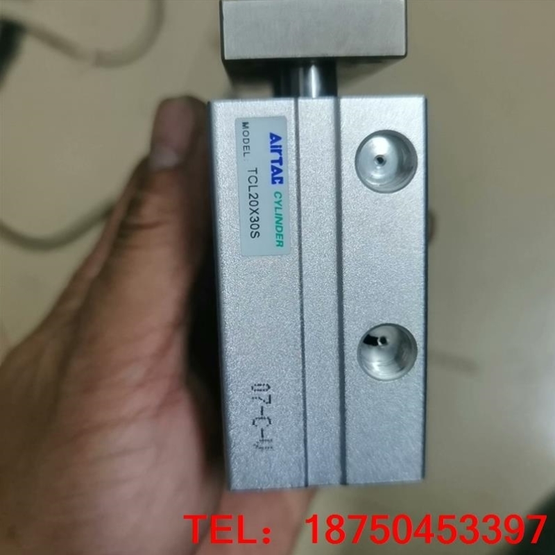 议价AirTac亚德客三轴气缸TCL20X30S未使用无包