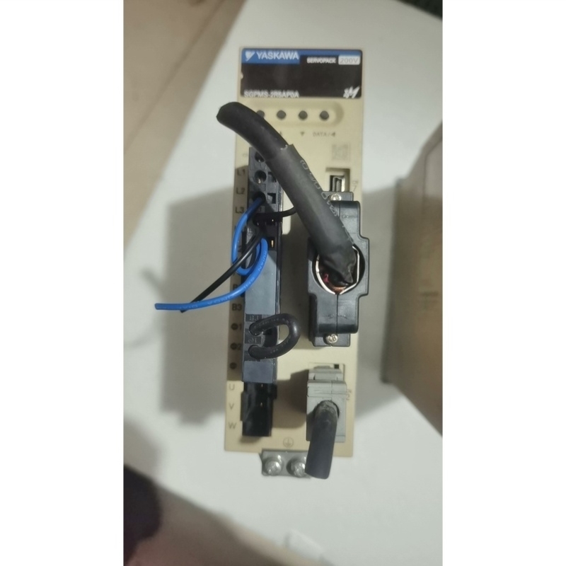 议价安川伺服拆机SGPMS-2R5APOA有一台SGDV-R90