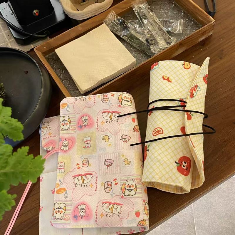 小清新文艺卷筒式化妆刷收纳袋卷笔袋可爱小狗不规则图案