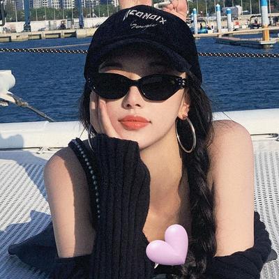 极速2023f新款凹造型太阳眼镜女小框级感ins欧美街拍扮酷太阳眼镜