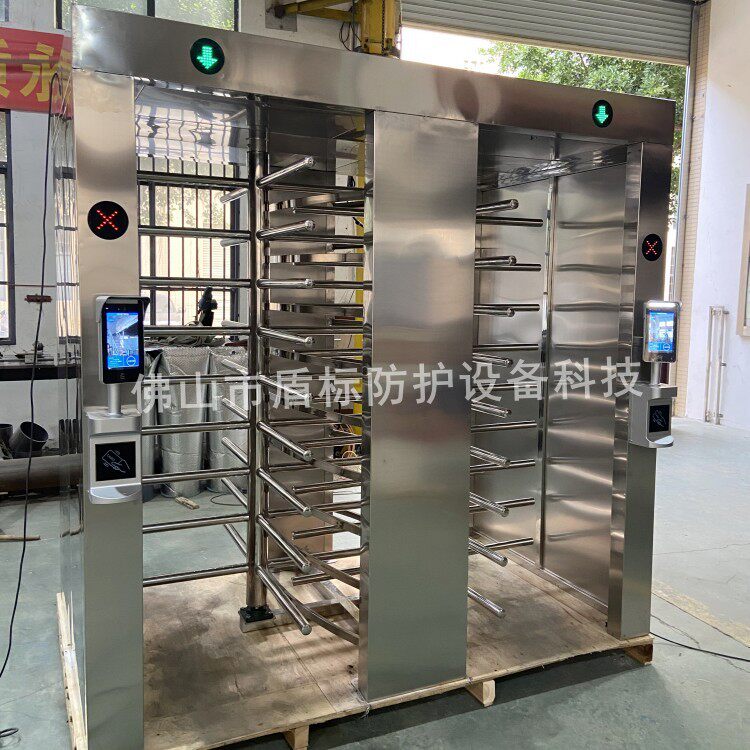 盾标防护生产全高十字旋转门全封闭智能门禁不锈钢成品栅栏道闸门