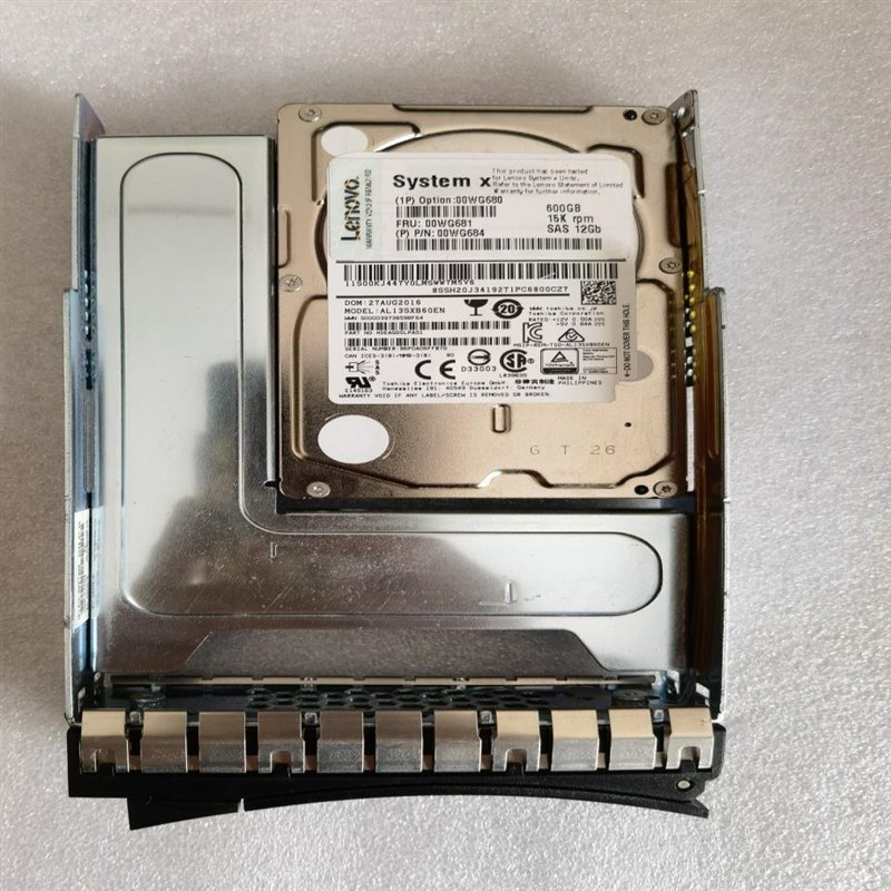 Lenovo 600G SAS 25 15K 12xG 00WG681 00WG680 00WG684 25转35