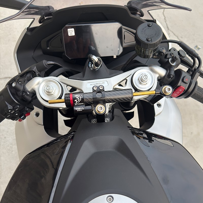 适用春风675SR-R改装方向钛尺阻尼器铝合金防甩头V龙头车把稳定器