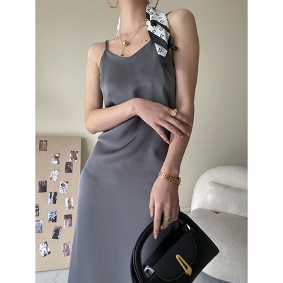 司南 法式气质高级吊带裙长款缎面连衣裙设计感小众小个子 SN1111