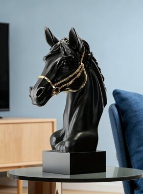 高级感艺术摆件仿真马头雕塑软装轻奢客厅酒柜办公室展示柜装饰品