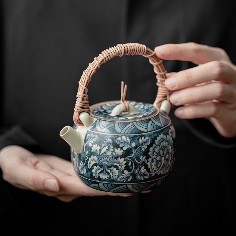 中式汝窑繁花藤编提梁壶泡茶壶大容量过滤壶家用陶瓷可养功夫茶具图片