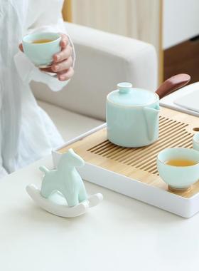 极速简约国风创意摇摇马摆件家居客厅办公室装Q饰玄关桌面陶瓷工