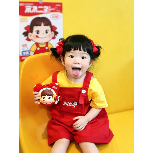 牛仔背带短裤拍摄男女儿童周岁红色刺绣摄影宝贝艺术婴幼弹力萌趣