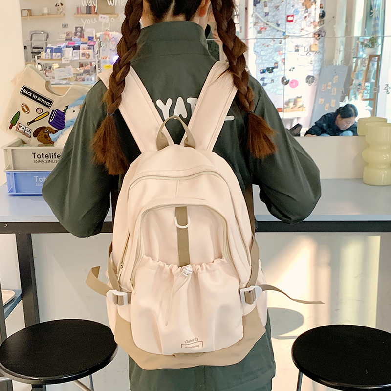 休闲大容量轻便双肩包包女