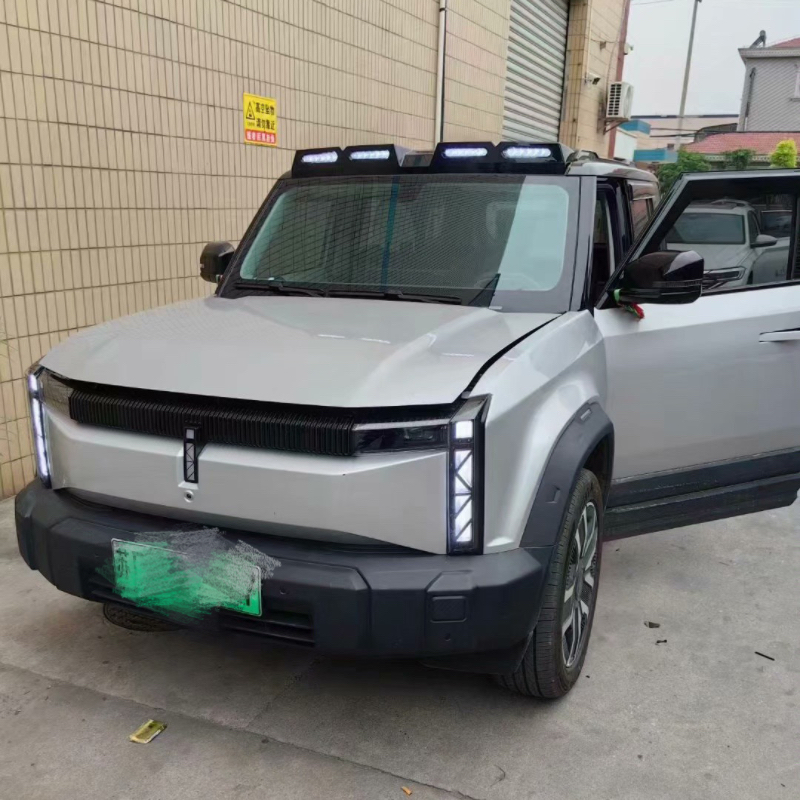 风云X3PLUS/icar03/03T车顶射灯