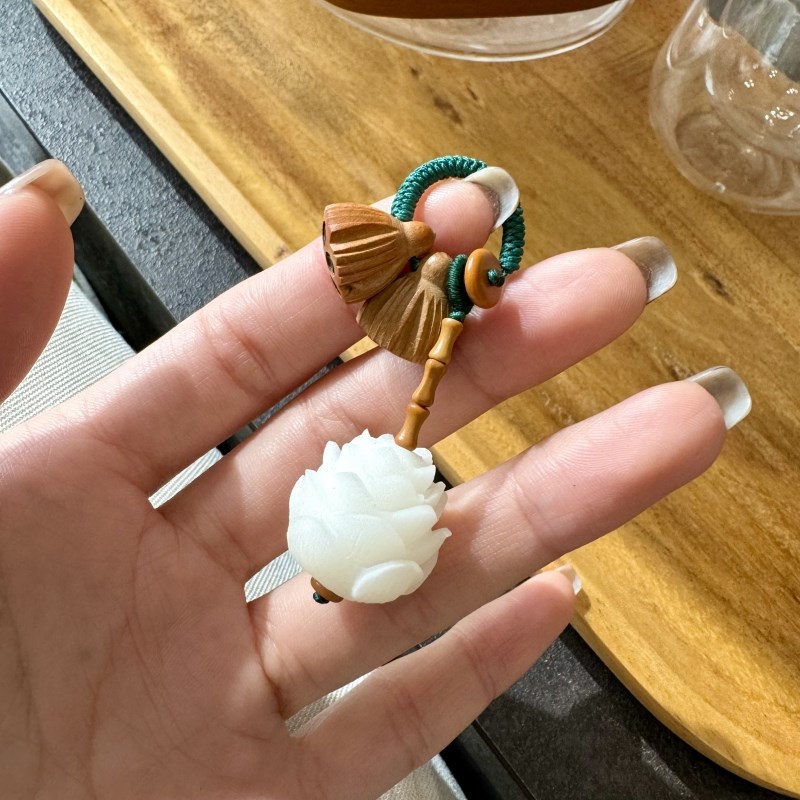 极速莲花c手捻钥匙扣天然白玉菩提莲花搭配桃木莲蓬橄榄核竹节隔