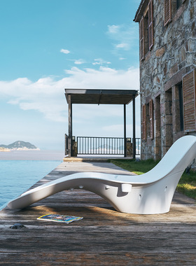 现货户外玻璃钢Ledge躺椅休闲泳池酒店室外花园沙滩椅别墅太阳椅