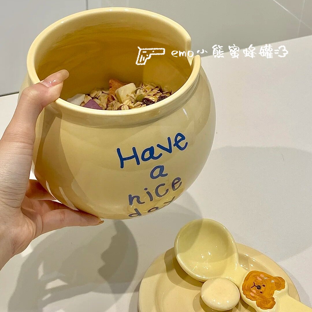 emo熊家用耐高温陶瓷猪油罐厨房红油罐子油泼辣子罐带盖勺调料罐