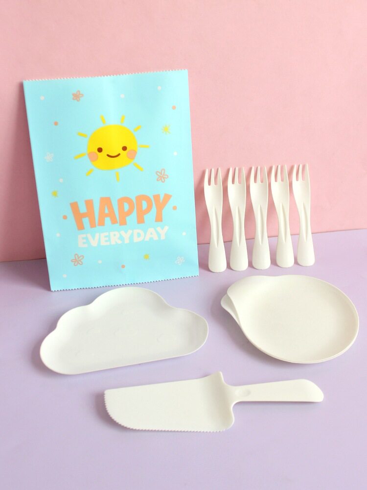 一次性餐具盘子叉子蛋糕刀叉盘组合 生日派对餐盘 纸盘塑料云朵盘