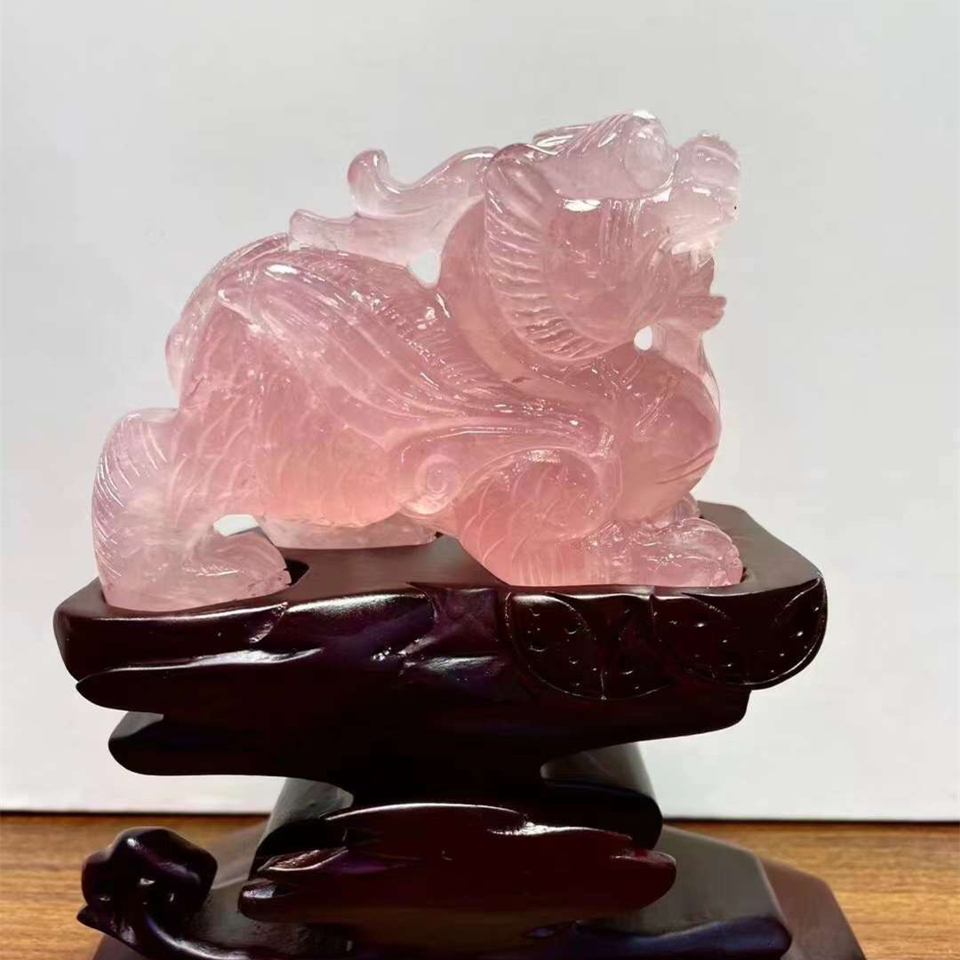 天然冰种粉晶白水晶貔貅摆件