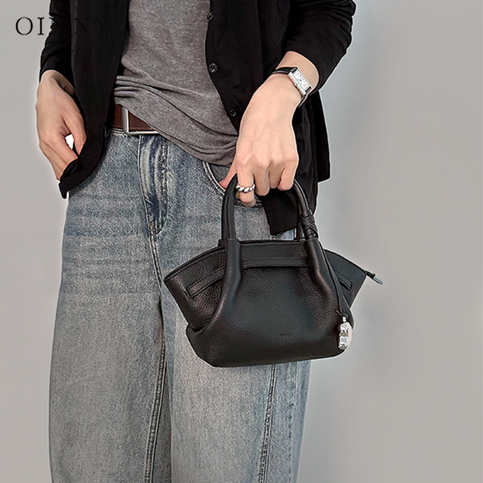 【秋冬新款现货】Oinny高级气质感菜篮子翅膀包通勤实用女包1676