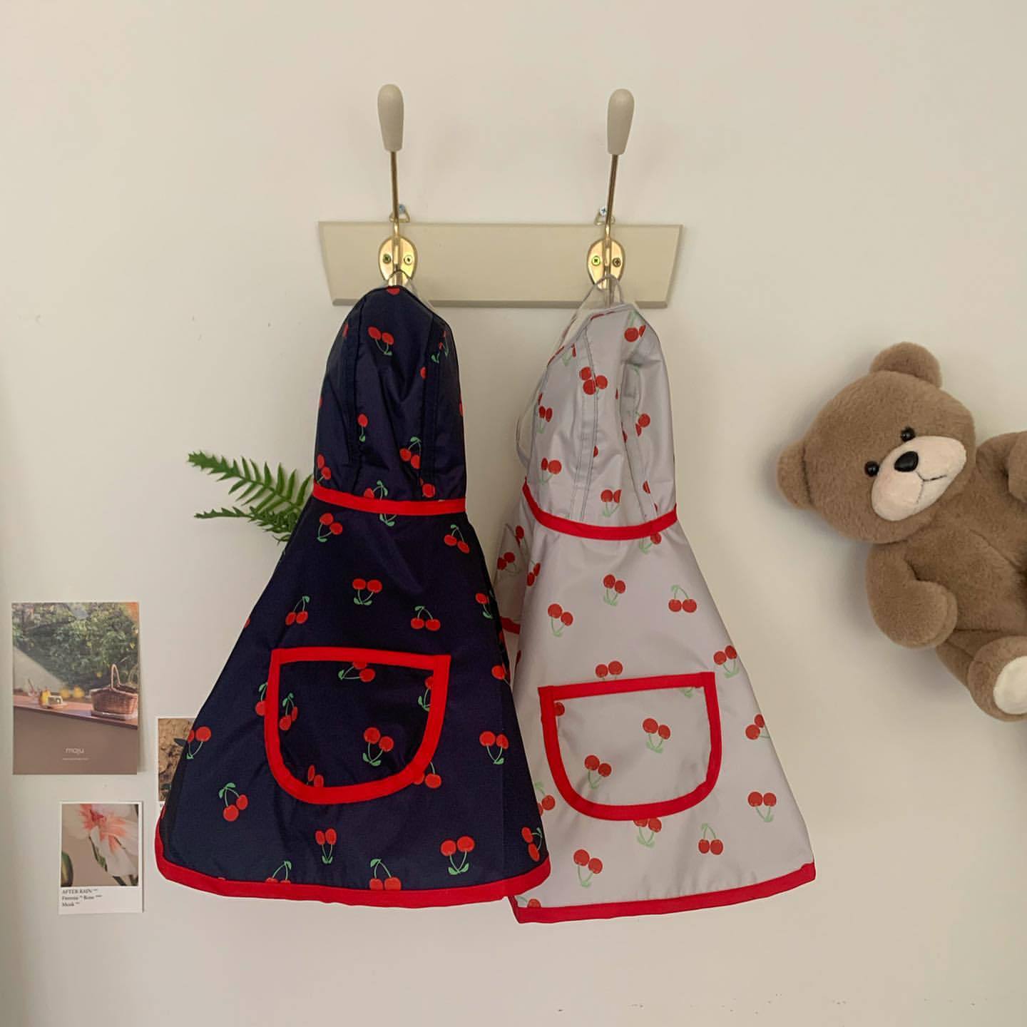 2025新款狗狗猫咪外出防溅水雨衣比熊泰迪博美贵宾宠物防雨水口袋