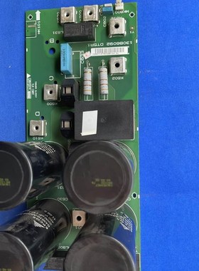 极速130B6092 DT5R1r丹佛斯变频器FC302-102系22-30-37KW充电板电