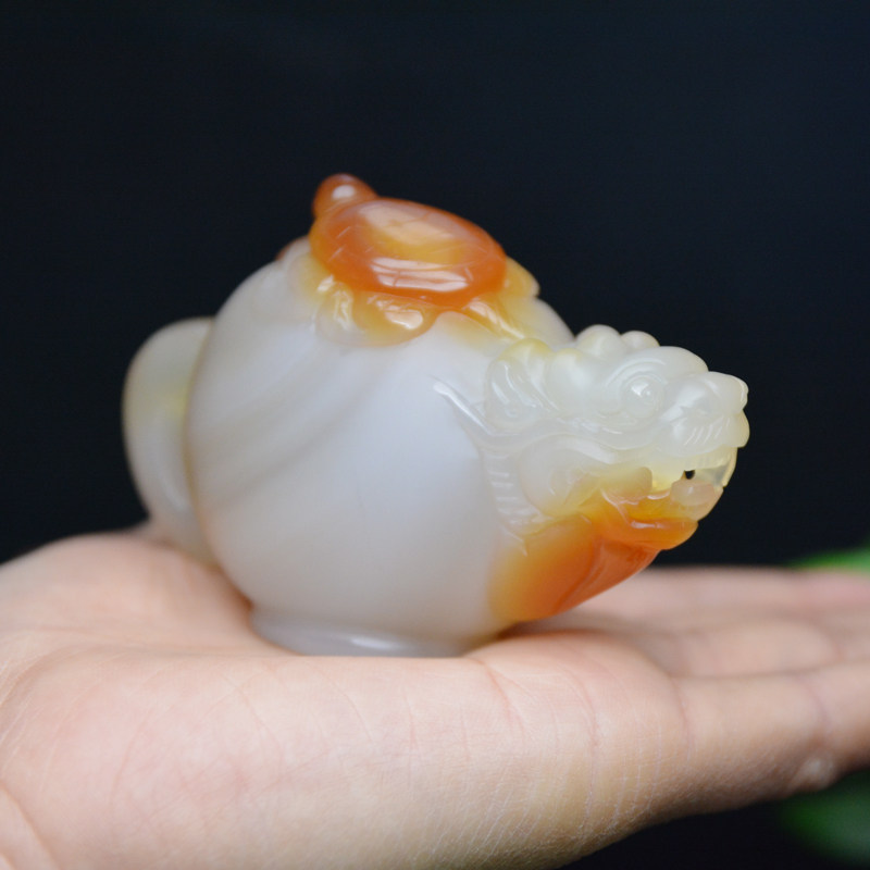极速玛瑙玉髓手工雕刻人s物龙龟寿星财神手把件把玩摆件一图一物