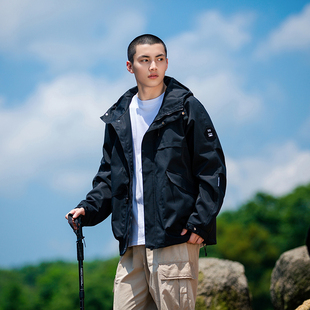 2025春秋季新款户外冲锋衣男女工装外套大码防风防水冲锋衣外套