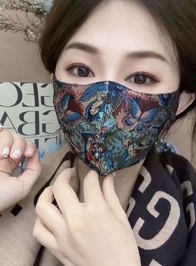 高档国潮风口罩女网红同款冬季加棉纯棉中国风蝴蝶牡丹花潮流保暖