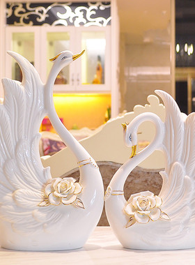 欧式陶瓷天鹅大摆件结婚礼物新婚庆客厅卧酒柜家居工艺装饰送礼品