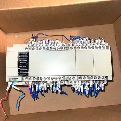 议价95新PLC控制器FPXHC60T型号AFP
