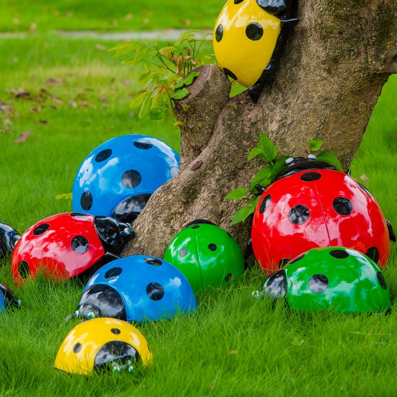 玻璃钢仿真甲虫户外幼儿园林景观草坪井盖装饰摆件大七星瓢虫雕塑