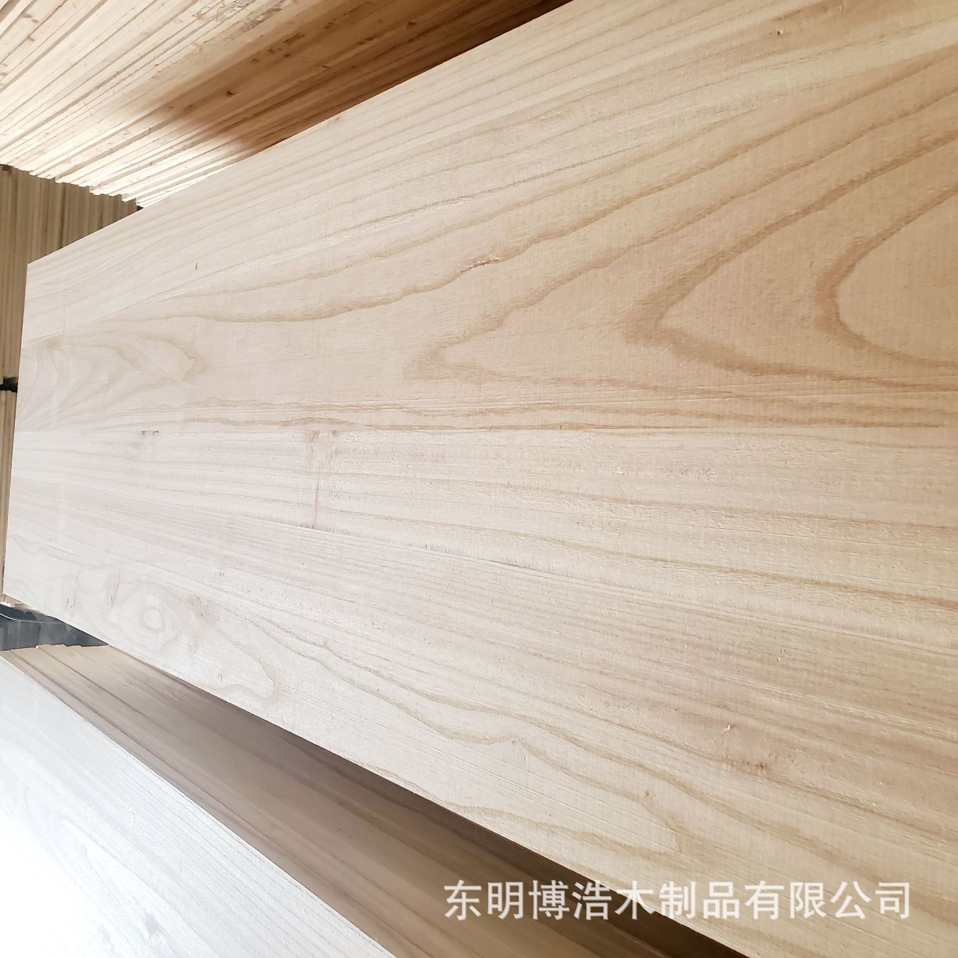 厂家批发多规格木材实木家具直拼板桐木板材