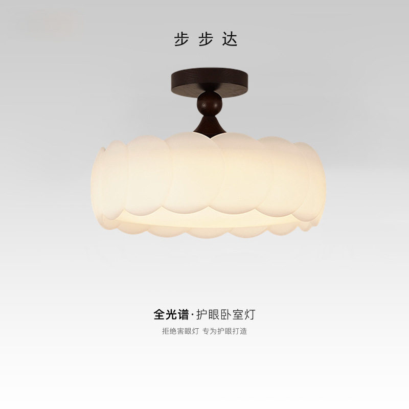 步步达卧室吸顶灯中古风创意