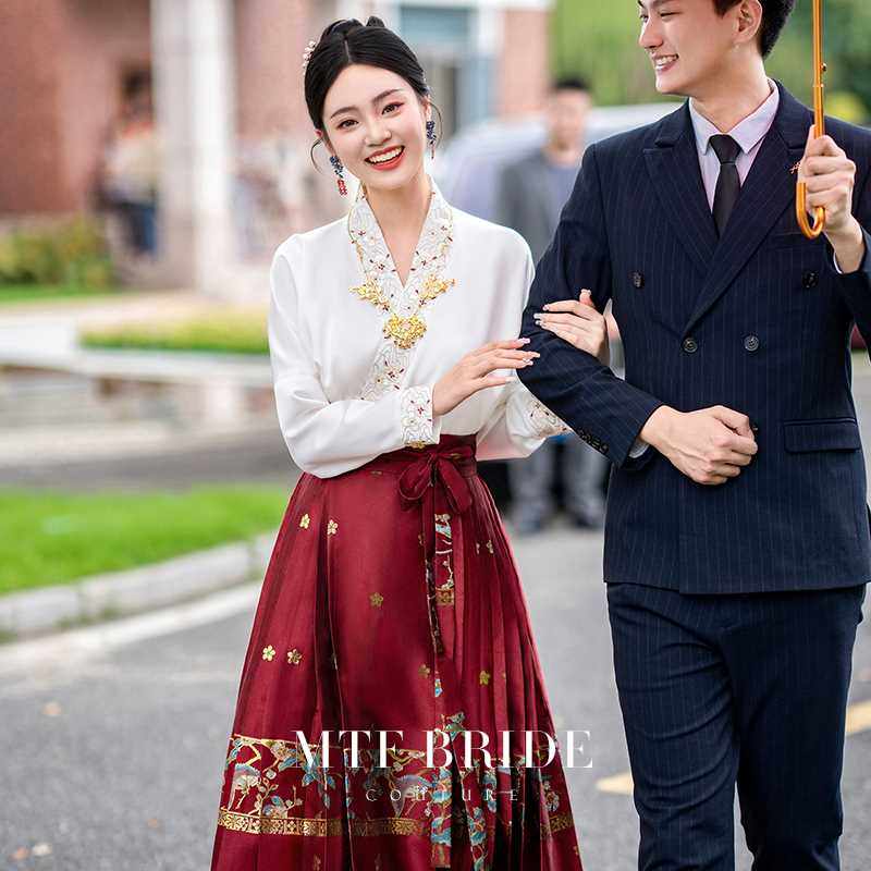 满庭芳【喜上梅梢】汉服红色马面裙婚服套装新中式敬酒服订婚礼裙