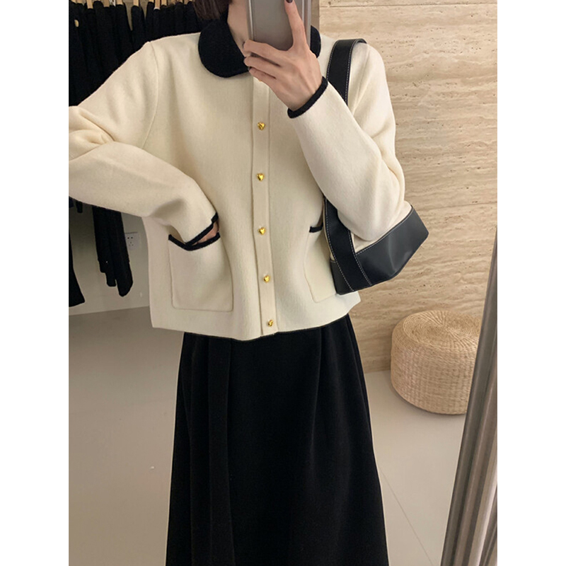 速发白浣色短绒针织开衫秋冬撞色熊款毛衣外套外穿