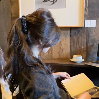 复古波点褶皱香蕉夹高级