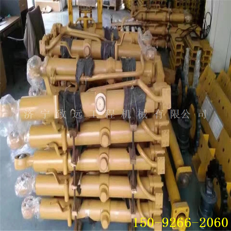 16Y-63-13000倾斜油缸，07020-01018油杯， 山推SD16推土机配件