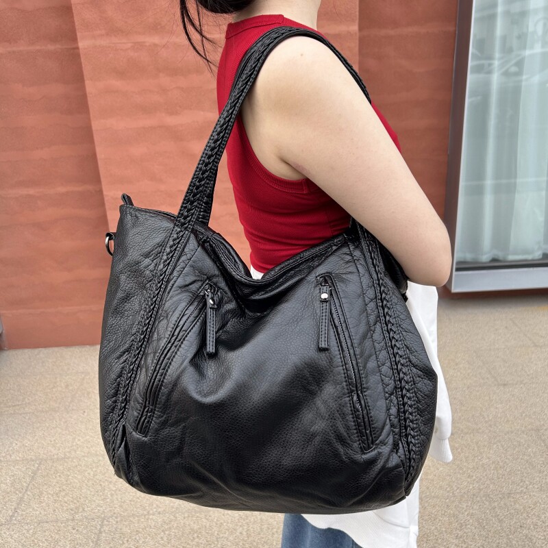 通勤大容量软皮单肩手提包